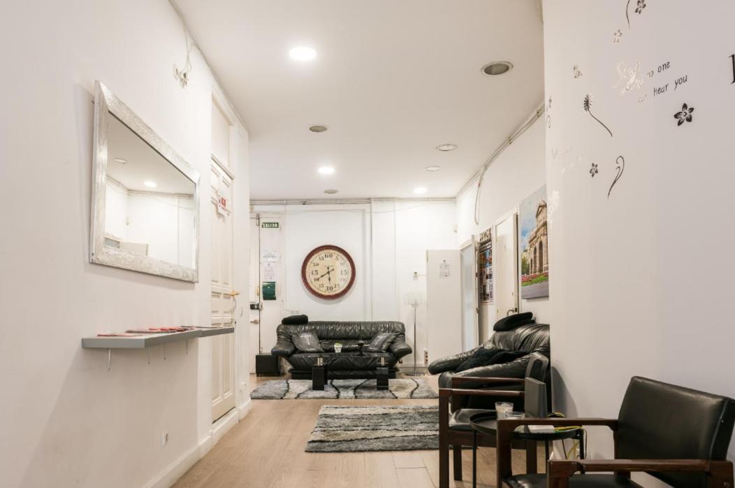 M&F 7 Rooms/7 Bathrooms Over Gran Via Madrid Eksteriør bilde